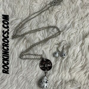 Caring Couture Paparazzi Necklace